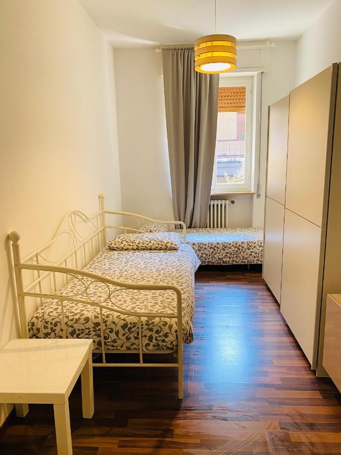 Appartmentslapiazzetta -1-2-6 Sesto Calende Buitenkant foto